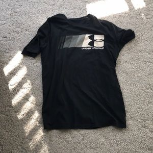 Under armor t shirt